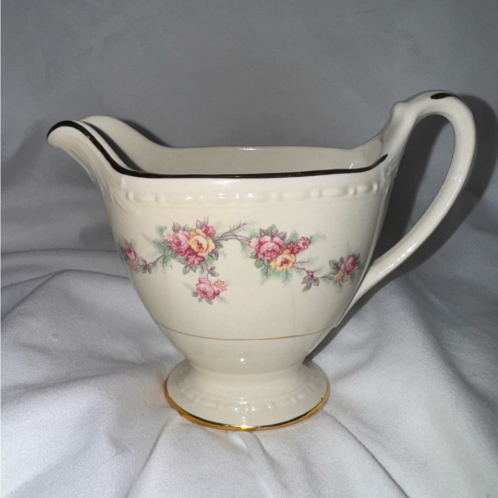 Eggshell Georgian Homer Laughlin Creamer
